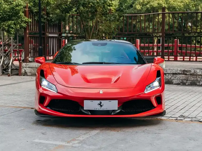 Ferrari F8 Tributo 3.9 T V8