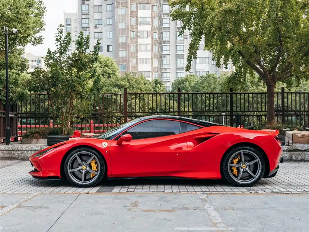 Ferrari F8 Tributo 3.9 T V8