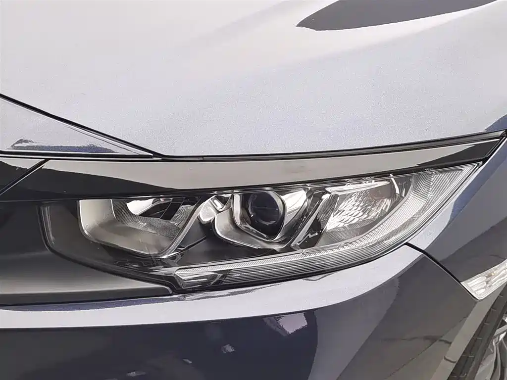 Civic 220 TURBO CVT Power Motion CN-VI