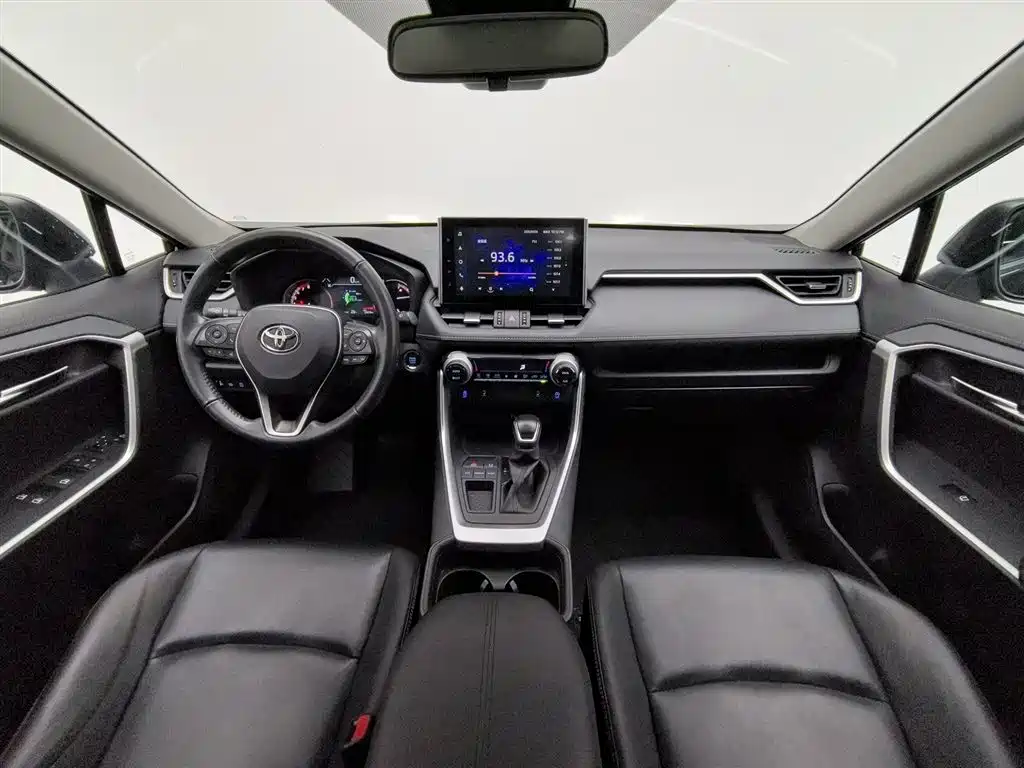 RAV4 2.0 L CVT 2 WD Style PLUS