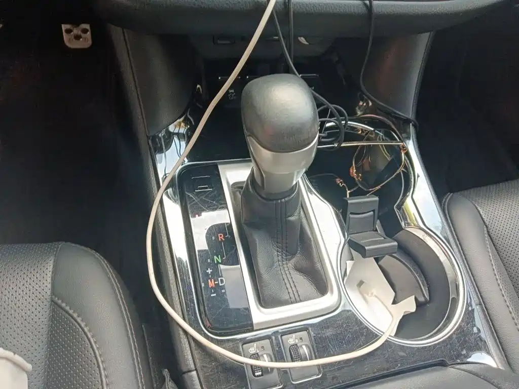 Highlander 2.0 T 4 WD Distinguished 7-seat CN-V