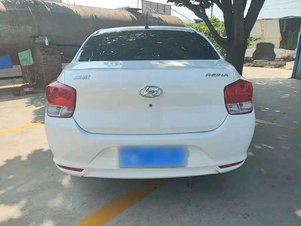 Accent 1.4 L Manual Refreshed CN-V