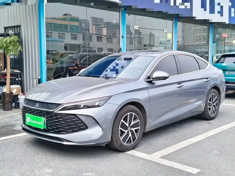 BYD Qin L DM-i 120 KM Leading