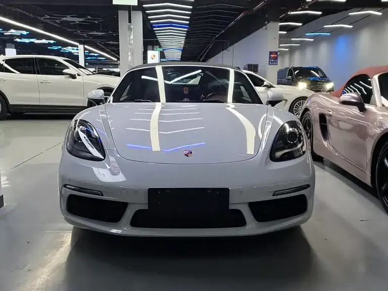 Porsche 718 Boxster 2.0 T