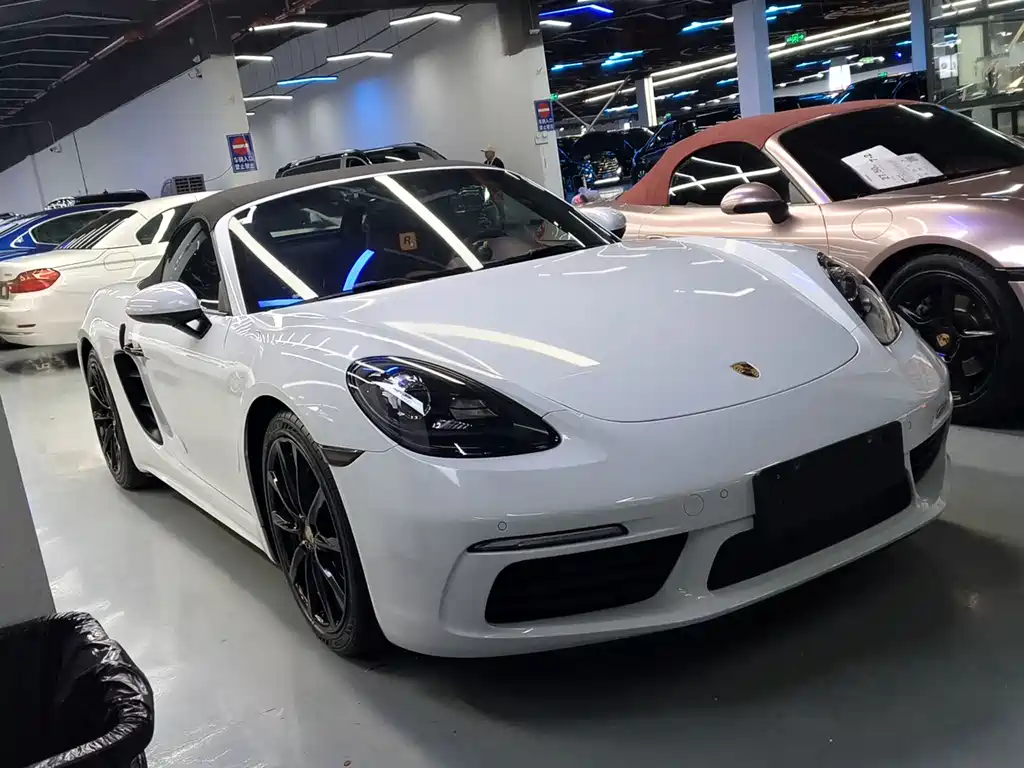 Porsche 718 Boxster 2.0 T