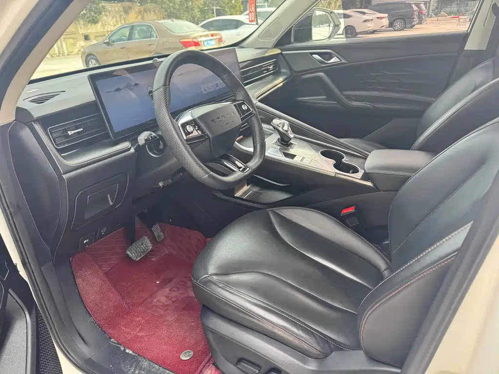 Roewe RX5 1.5 T Super Sense Elite