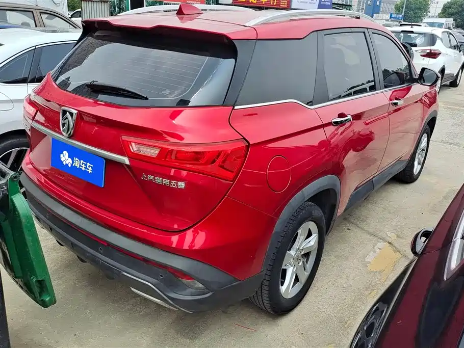 Baojun 530 1.8 L Auto Luxury CN-V