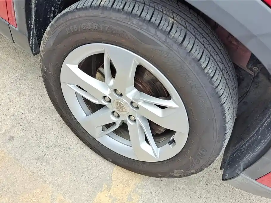 Baojun 530 1.8 L Auto Luxury CN-V