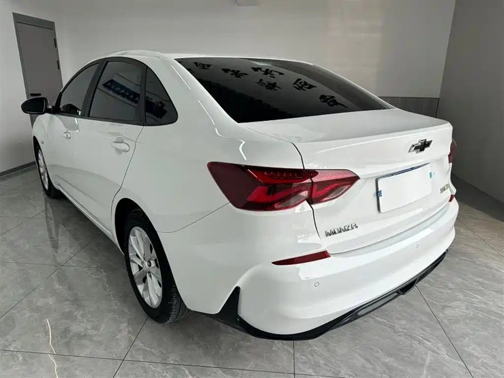 Monza 1.5 L DCT Joy