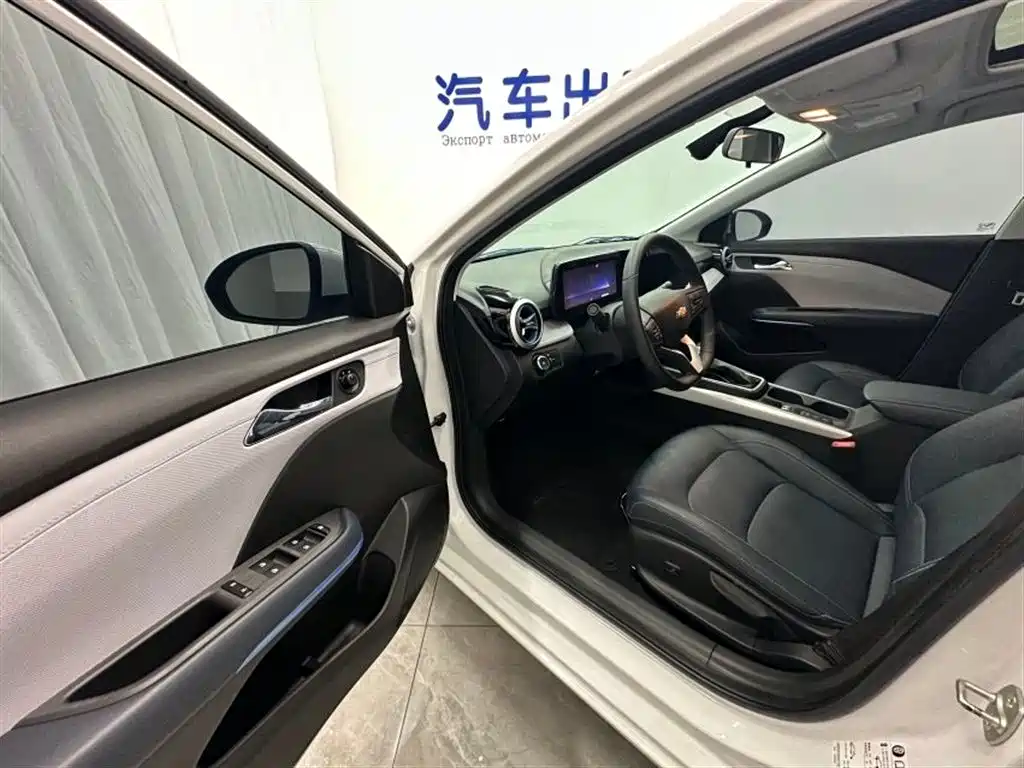 Monza 1.5 L DCT Joy