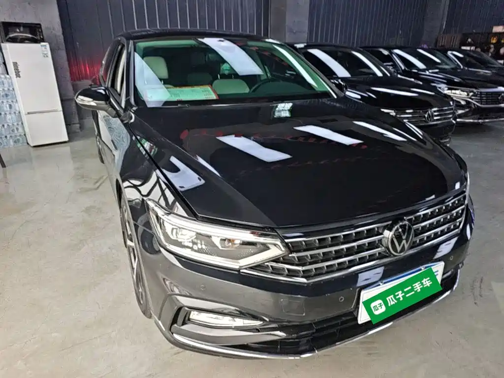 Magotan 200 10 K Commemorative 330 TSI DSG Luxury