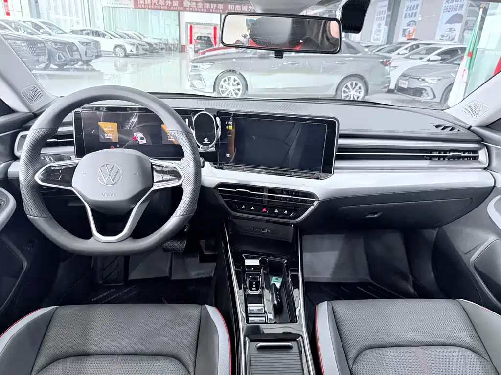 Lamando Lamando L 280 TSI DSG Spicy Cool