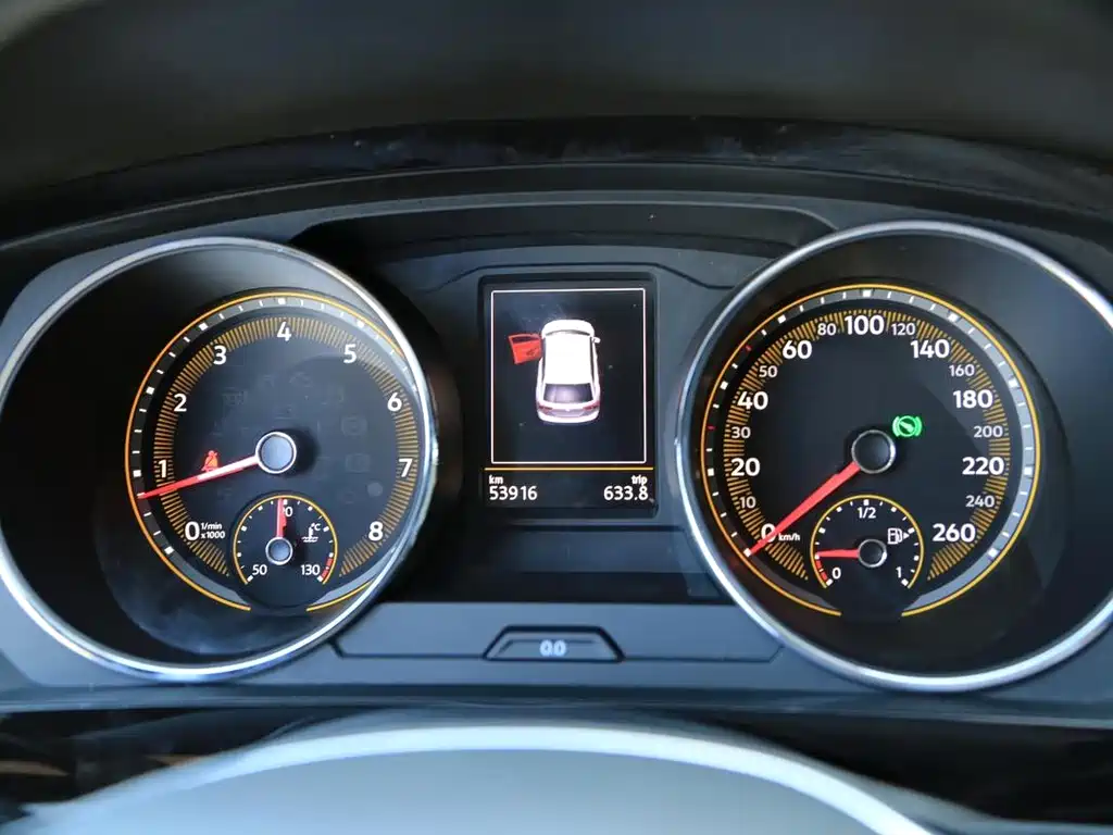 Tiguan L Facelift 330 TSI Auto 2 WD Panoramic Comfort CN-VI