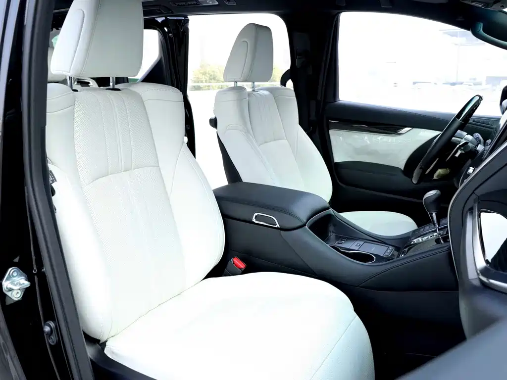 Lexus LM 300 h 7-seat Elegant