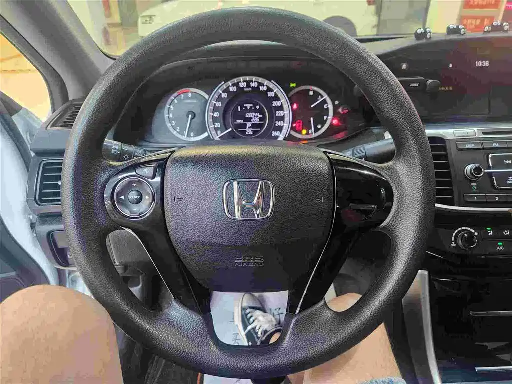 Accord 2.0 L Luxury