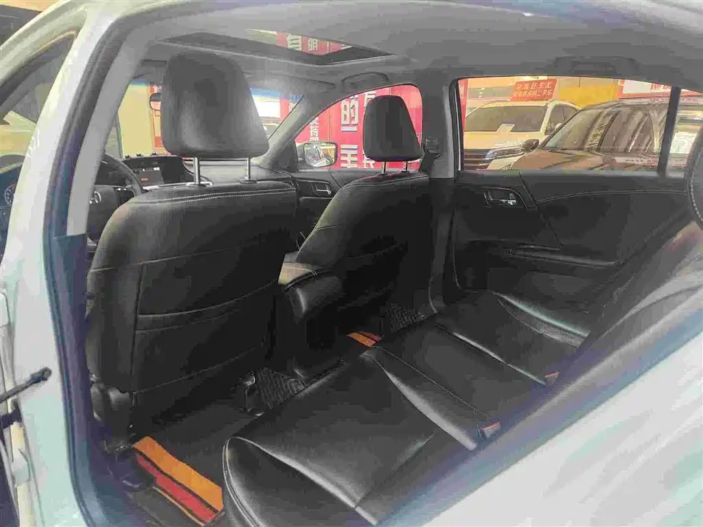 Accord 2.0 L Luxury