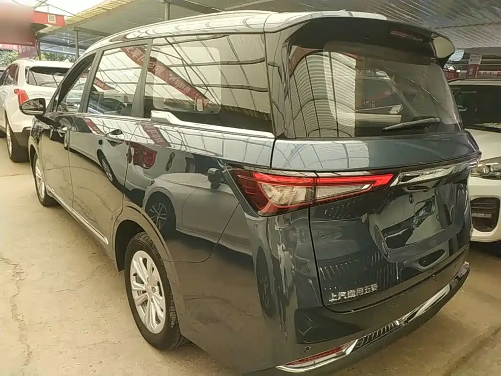 Wuling Jiachen 1.5 T CVT Smart Enjoyment Luxury