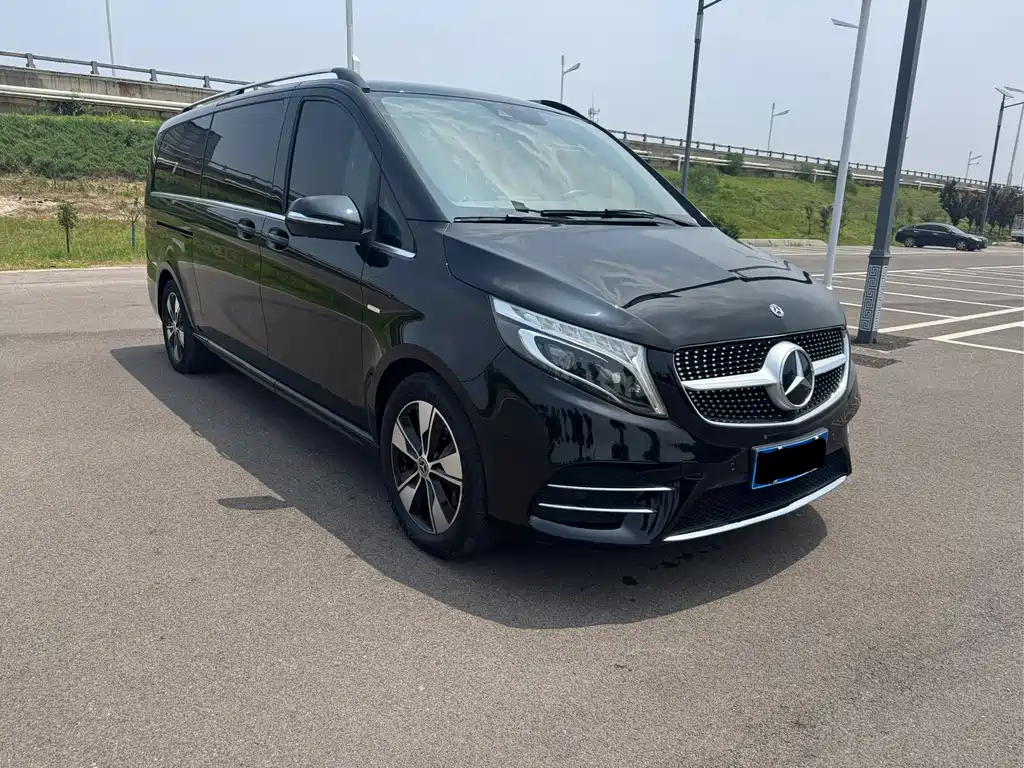 Mercedes-Benz V-Class V 260 L LWB Range Luxury