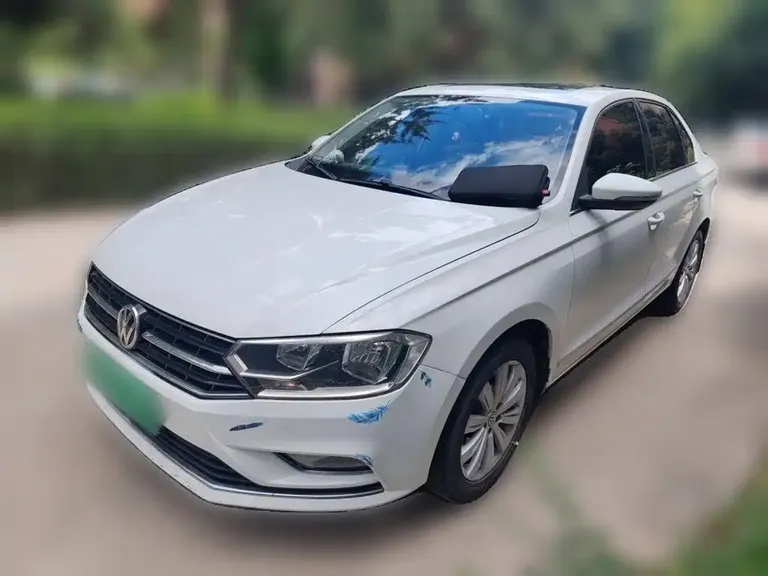 Volkswagen Bora 1.5 L Manual Comfort