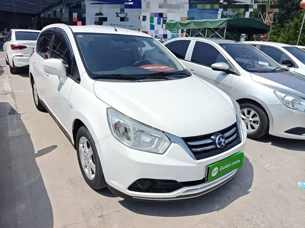 Venucia R50 1.6 L Manual Elite