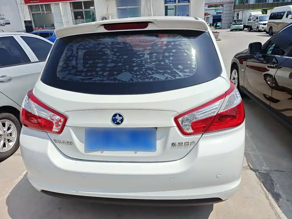 Venucia R50 1.6 L Manual Elite