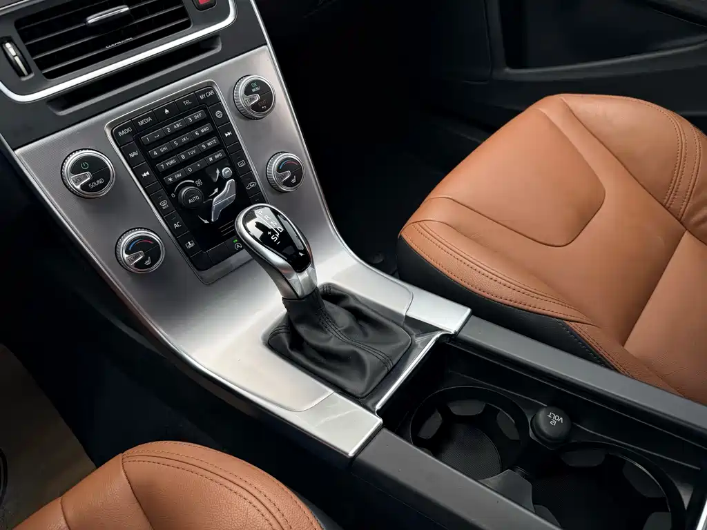 Volvo S60 S60 L T5 Smart Control