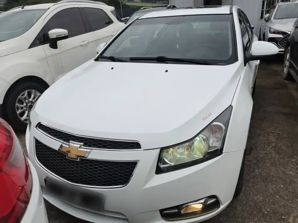Cruze 科鲁兹 2013款 掀背 1.6 L 手动豪华型