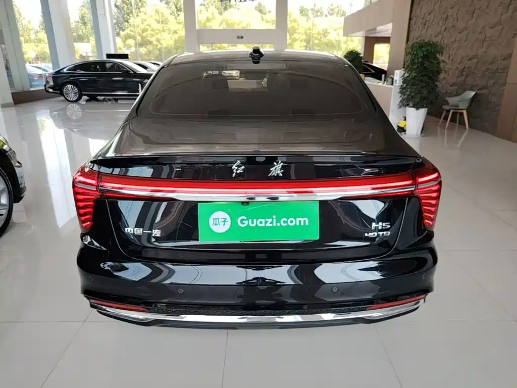 Hongqi H5 2.0 T Auto Connected Flagship