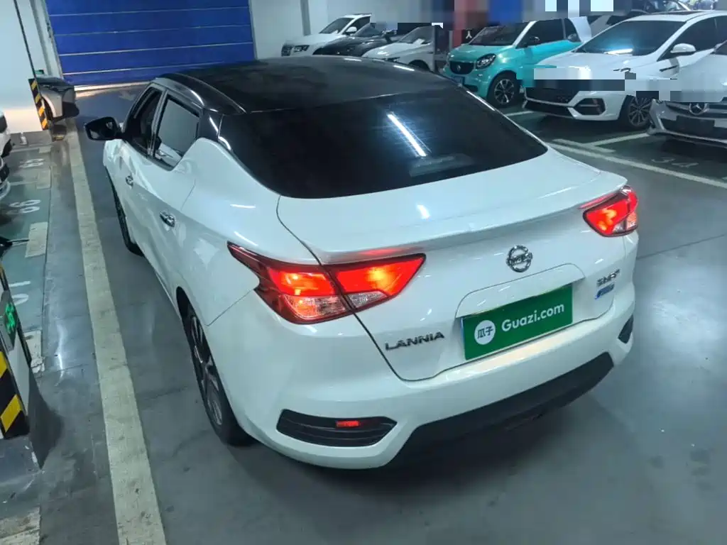 Lannia 1.6 L CVT Connected Smart Cool CN-VI