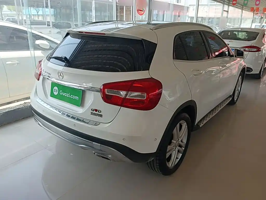 Mercedes-Benz GLA GLA 200 Dynamic