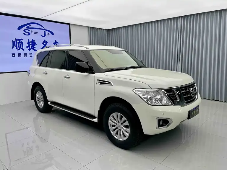 Nissan Patrol 4.0 L Middle East