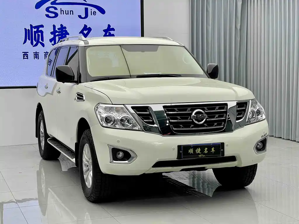 Patrol 4.0 L Middle East