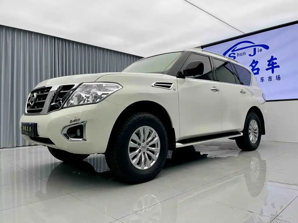 Patrol 4.0 L Middle East