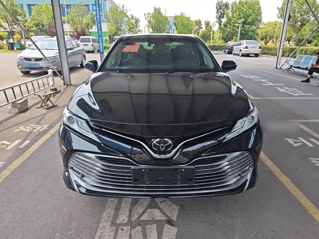 Camry 2.0 G Luxury CN-VI