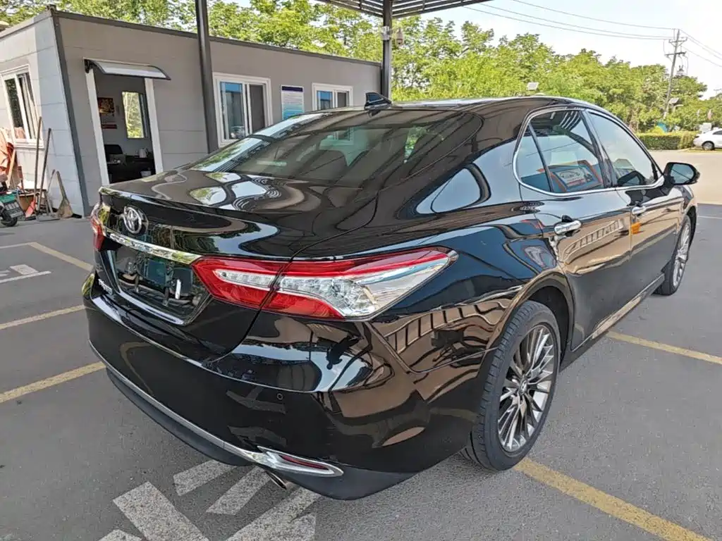 Camry 2.0 G Luxury CN-VI