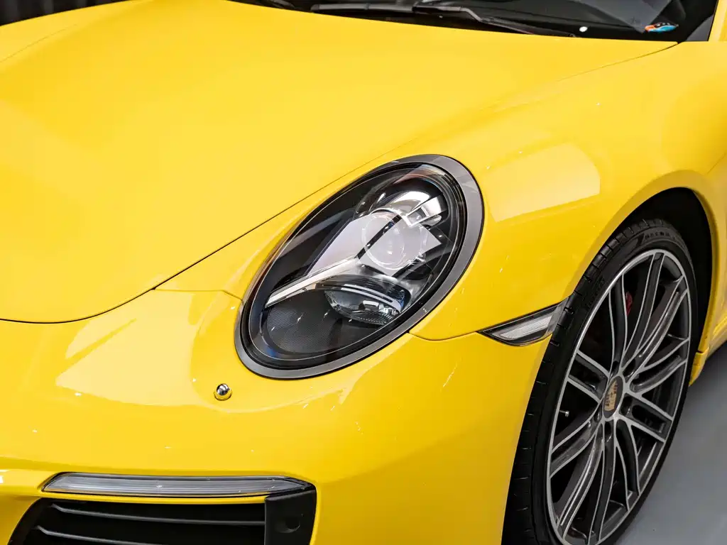 Porsche 911 Carrera 3.0 T