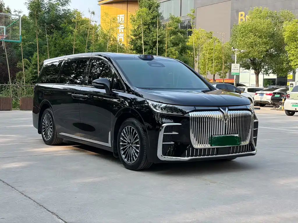 Voyah Dreamer PHEV Qiankun Pro