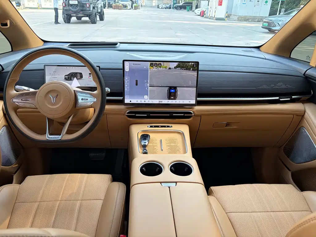 Voyah Dreamer PHEV Qiankun Pro