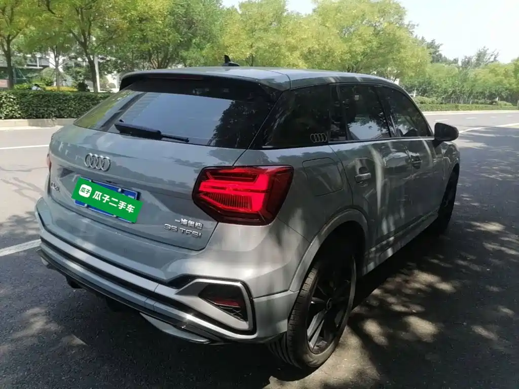 Audi Q2 L 35 TFSI Progressive Dynamic