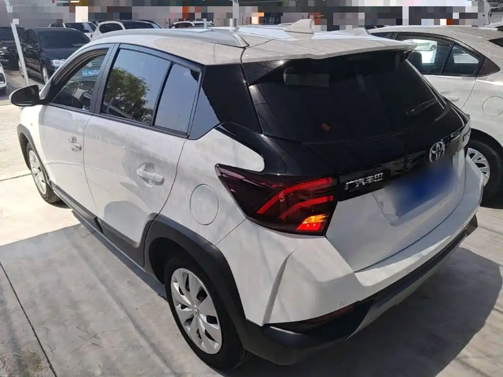 YARiS L Zhixuan Zhixuan X 1.5 L CVT Leading PLUS