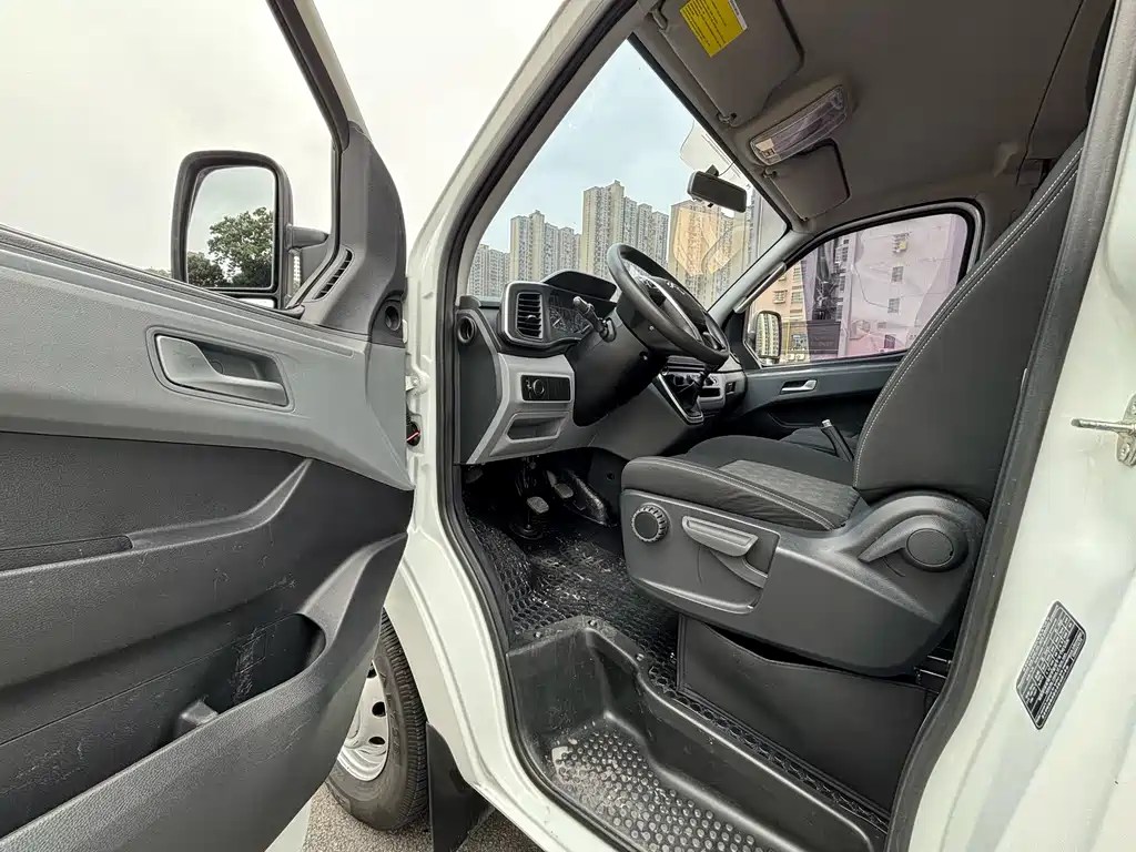 Xintu V80 Aoyuntong 6 MT LWB Super Low Roof 147 Ps 6 7 8 9-seat