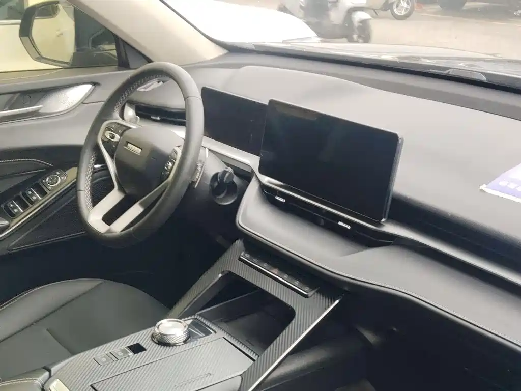Haval H6 3 rd Gen 1.5 T Auto 2 WD Plus