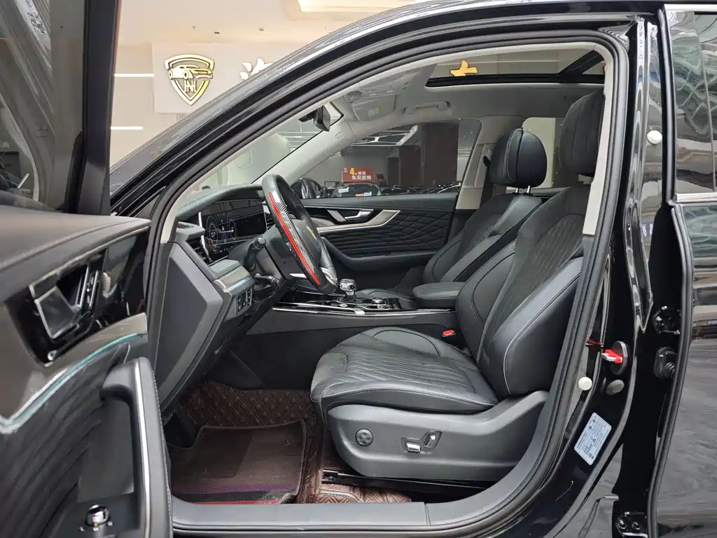 Hongqi HS5 Facelift 2.0 T Connected Flagship Enjoyment 4 WD