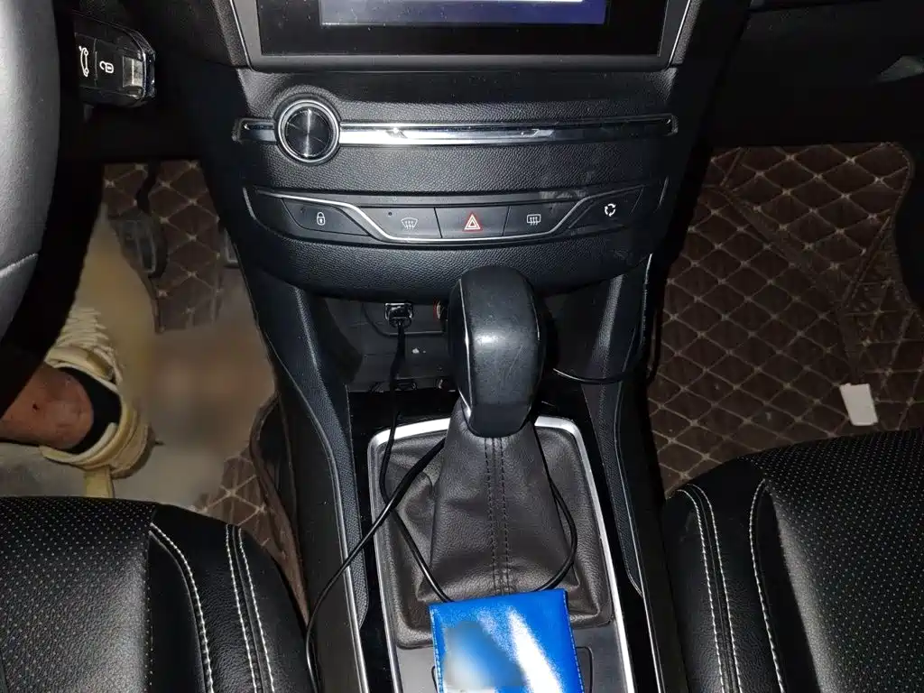 Peugeot 408 标致408 2018款 230 THP 自动豪华版