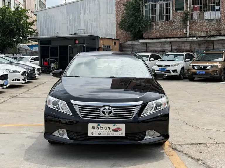 Toyota Camry 2.5 G Luxury