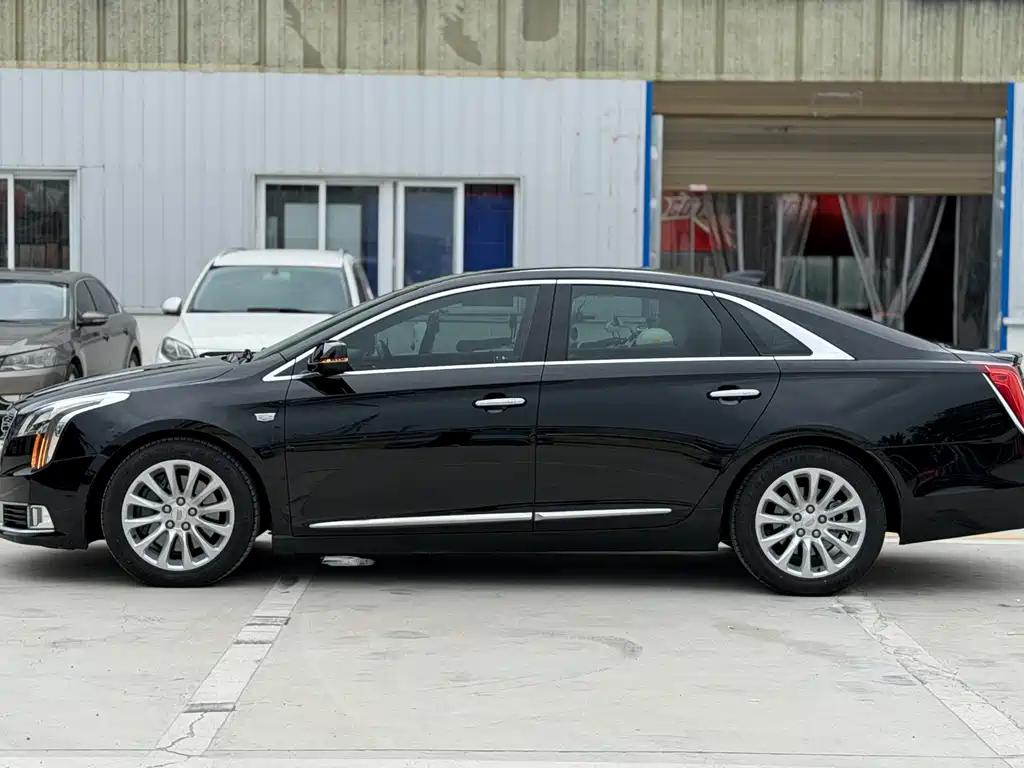 Cadillac XTS 28 T Elite