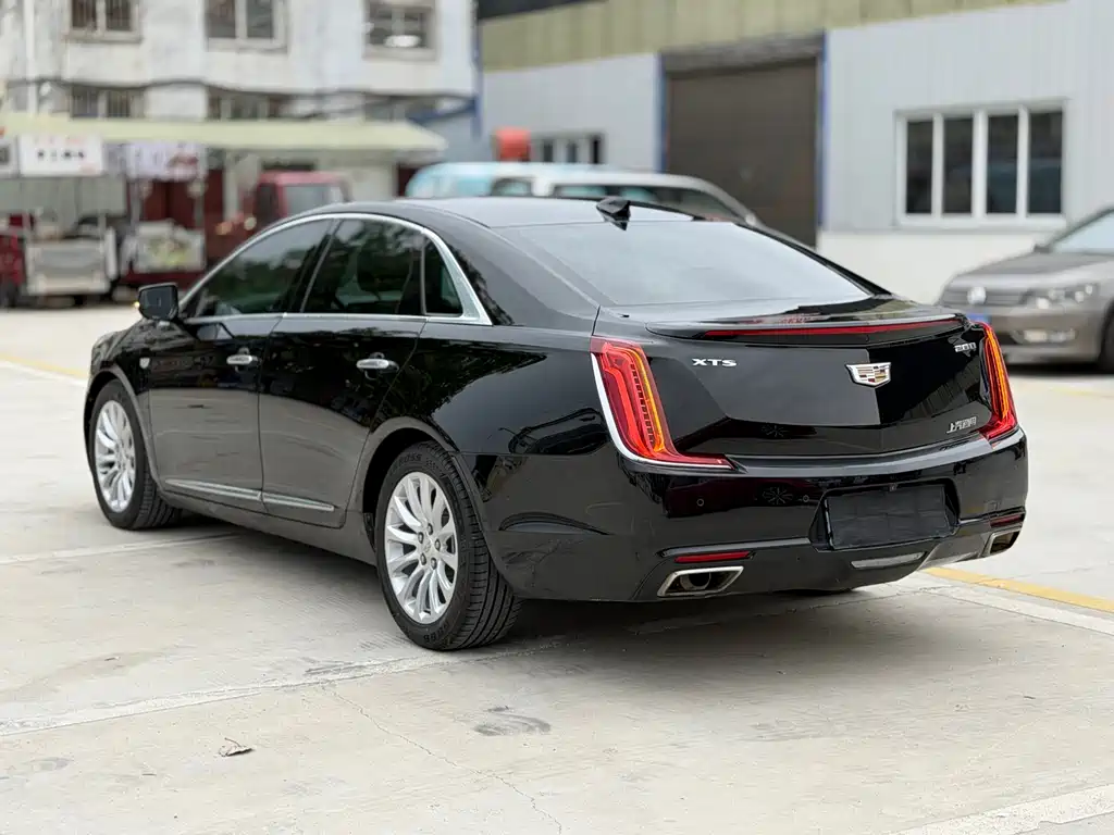 Cadillac XTS 28 T Elite
