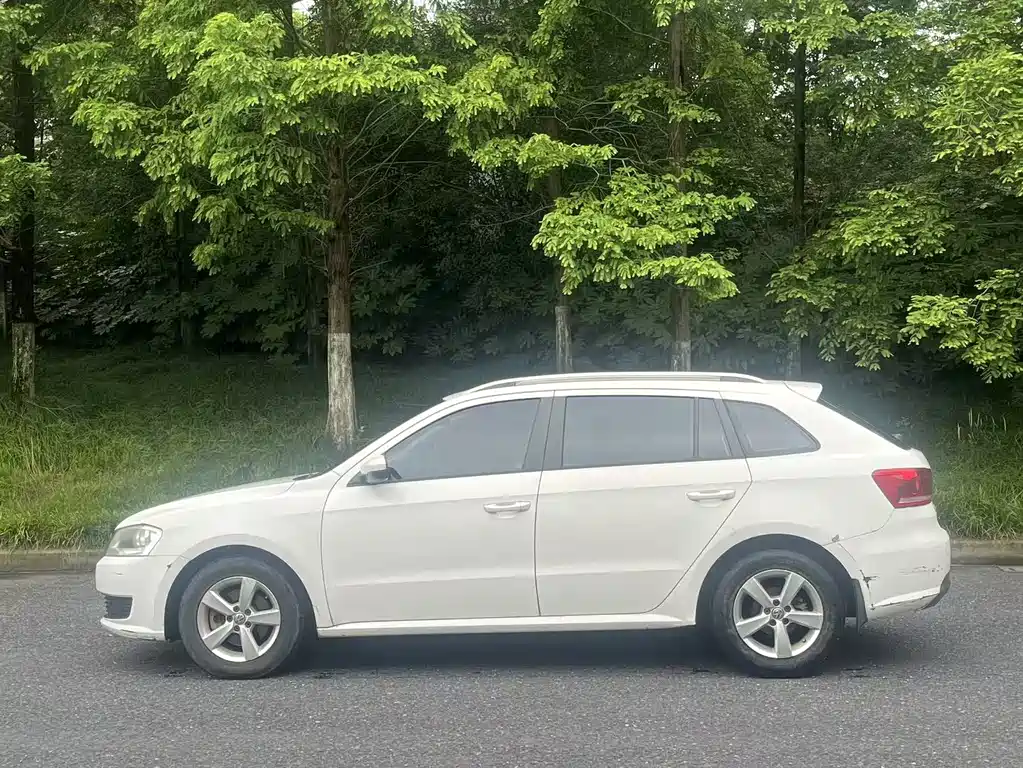 Gran Lavida 1.6 L Auto Style