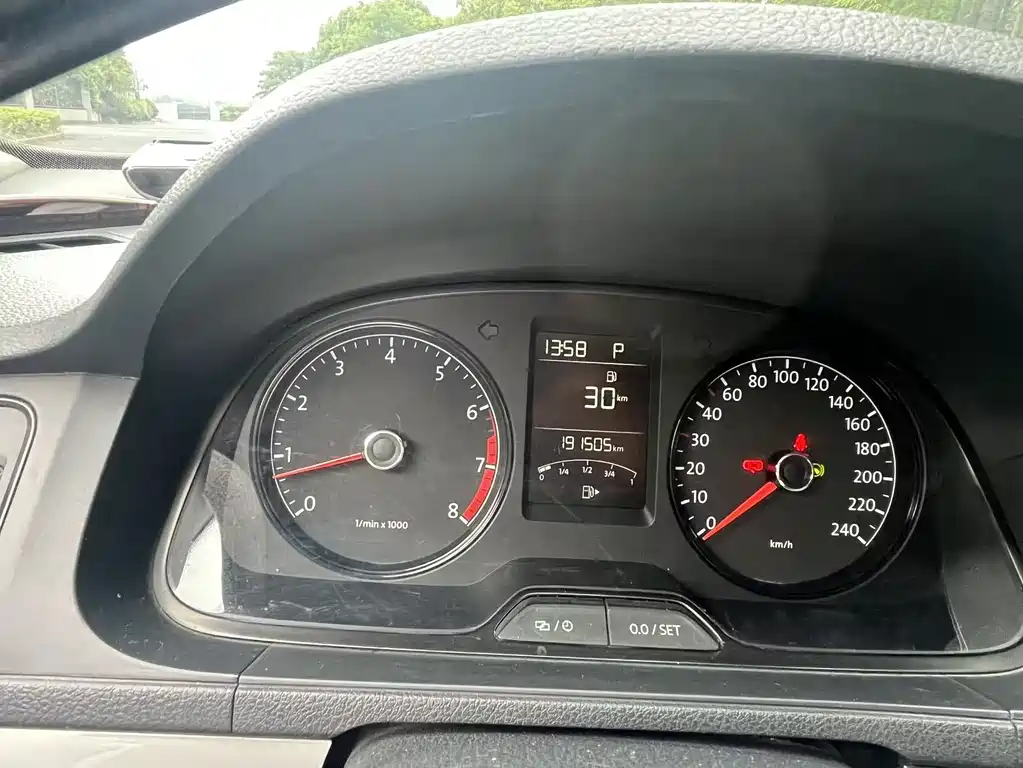 Gran Lavida 1.6 L Auto Style