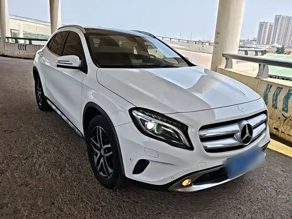 Mercedes-Benz GLA GLA 220 4 MATIC Fashion